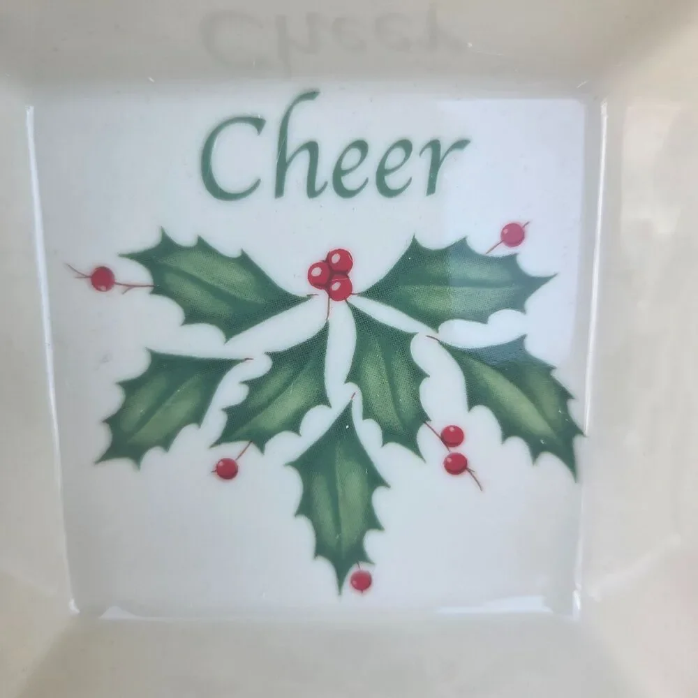 Lenox Holiday Cheer Square Fluted Dish Holly Gold Trim 4.25
